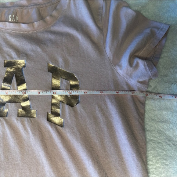 💗GAP Pink Tshirt Rose Gold Logo Preloved - Picture 5 of 7